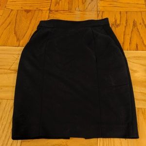 Dark blue pencil skirt with pockets
